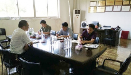 市統戰部領導一行調研浙江卓逸鋁業公司